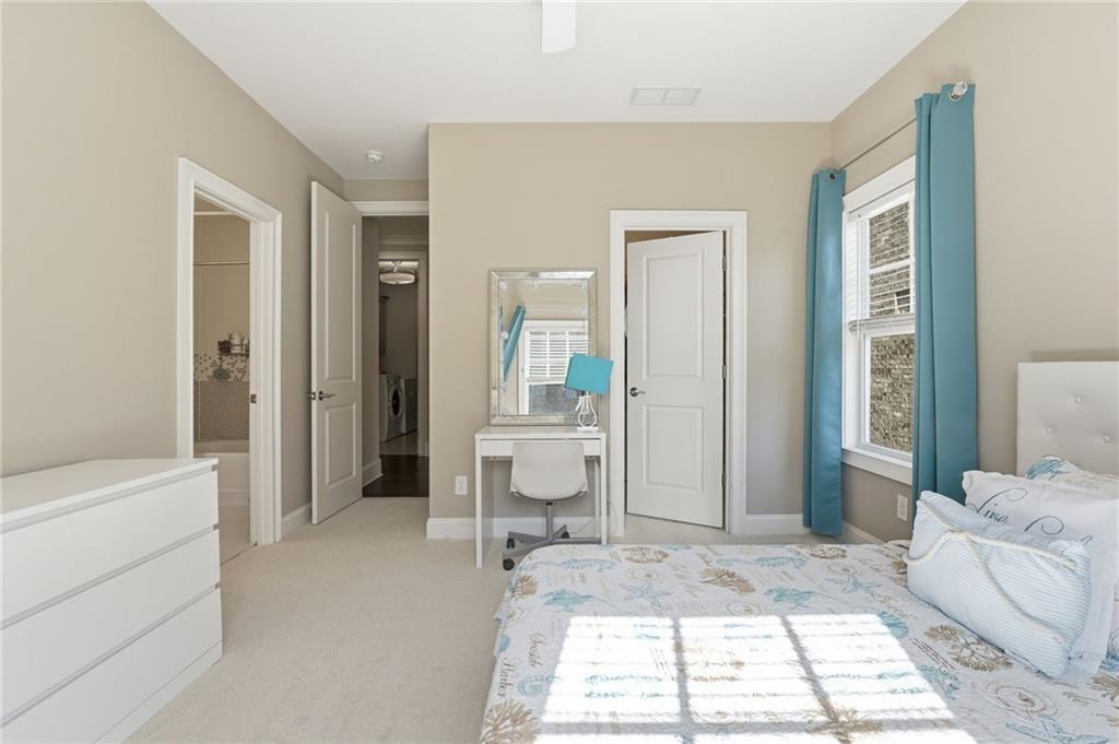 2085 Bellrick Road Northwest Atlanta, GA 30318 - Photo 37 of 78