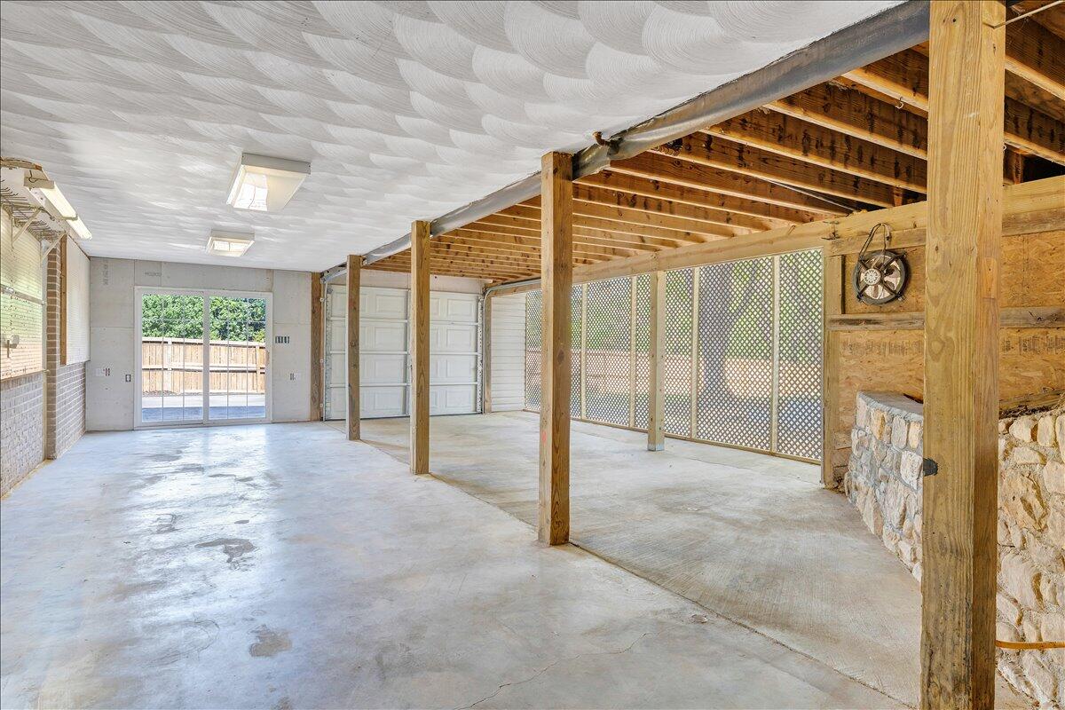 106 Diamond Road Salem, VA 24153 - Photo 48 of 51 048-MIB08742-R5