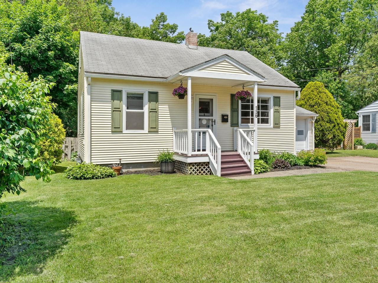 156 Woodlawn Road Burlington, VT 05408 - Photo 41 of 43