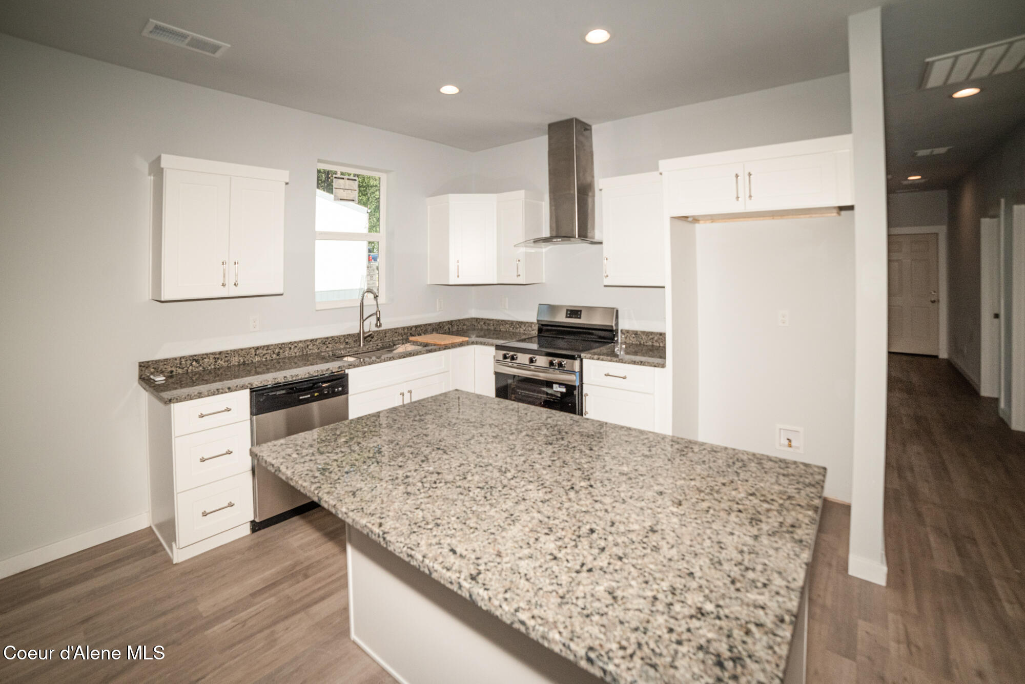 261 F Street Plummer, ID 83851 - Photo 6 of 26 261 F Str Plummer-22