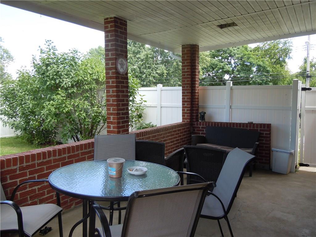 238 Olympic Road Baldwin, PA 15236 - Photo 21 of 22 Gallery Image 21