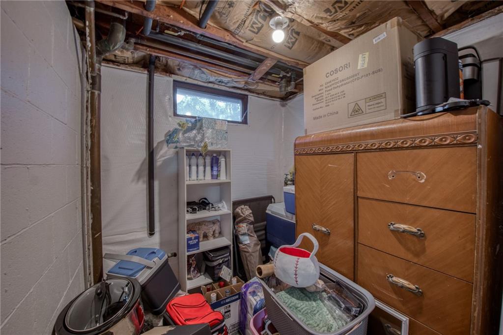 134 Reed Street Burgettstown, PA 15021 - Photo 31 of 39 Gallery Image 31