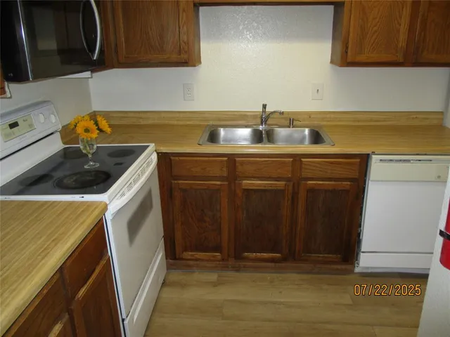 $75,000 | 9823 Walnut Street, Unit 207, Dallas, TX 75243