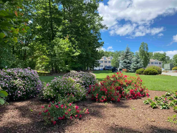 $1,941 | 80 Sentinel Court, Unit 109, Manchester, NH 03103