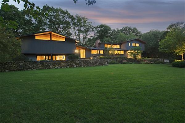 57 Solomon Pierce Road Lexington, MA 02420 - Photo 10 of 11 Gallery Image 10