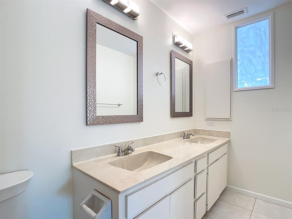 780 Sarabay Road, Unit 16 Osprey, FL 34229 - Photo 27 of 55