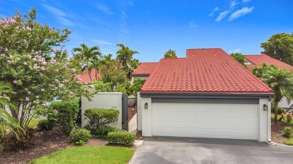 780 Sarabay Road, Unit 16 Osprey, FL 34229 - Photo 4 of 55