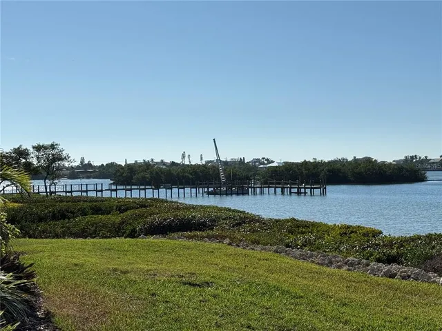 $429,900 | 780 Sarabay Road, Unit 16, Osprey, FL 34229