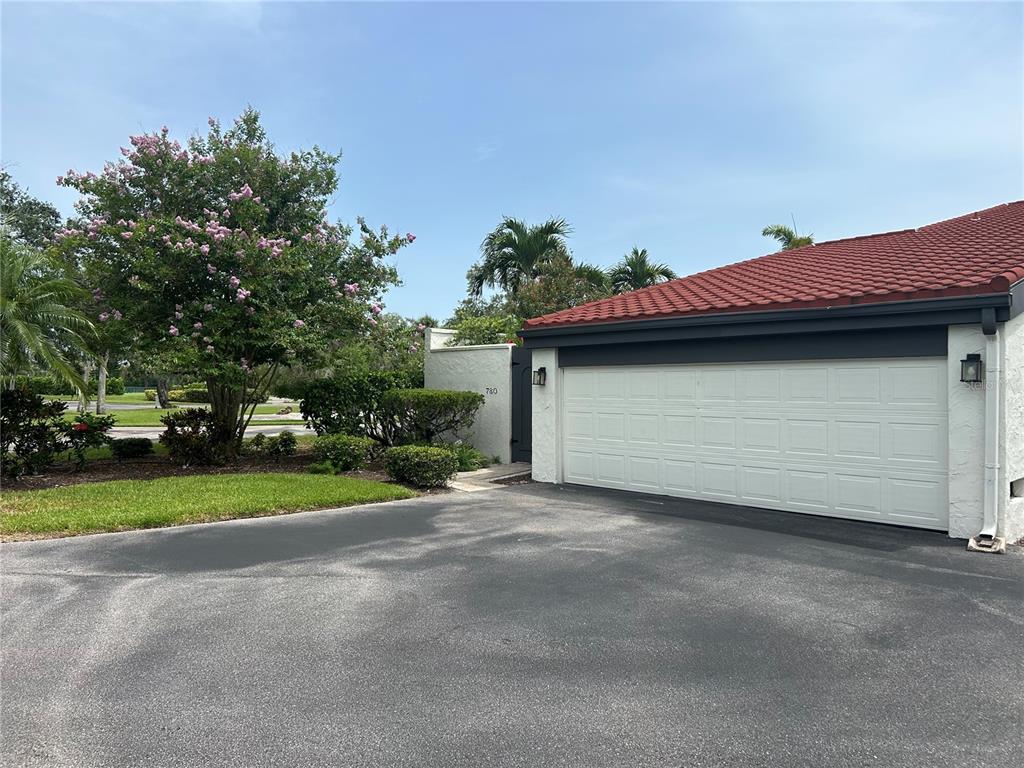 780 Sarabay Road, Unit 16 Osprey, FL 34229 - Photo 5 of 55
