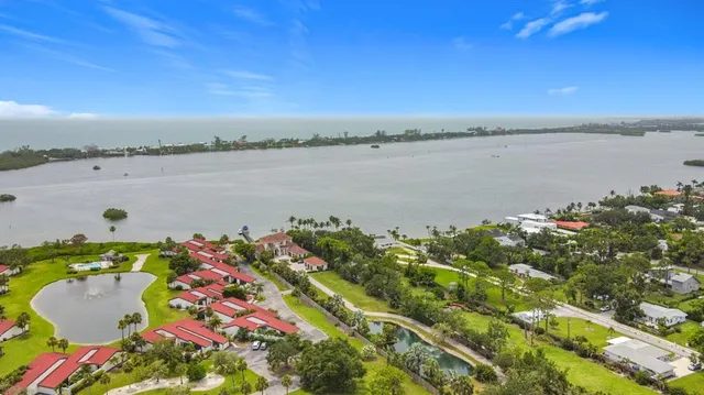 $429,900 | 780 Sarabay Road, Unit 16, Osprey, FL 34229