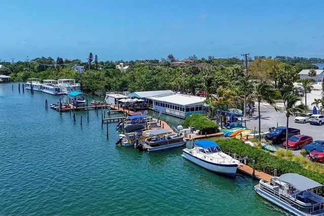 $429,900 | 780 Sarabay Road, Unit 16, Osprey, FL 34229