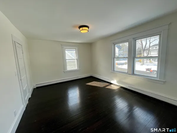 $2,150 | 29 Washington Avenue, Unit B, Danbury, CT 06810