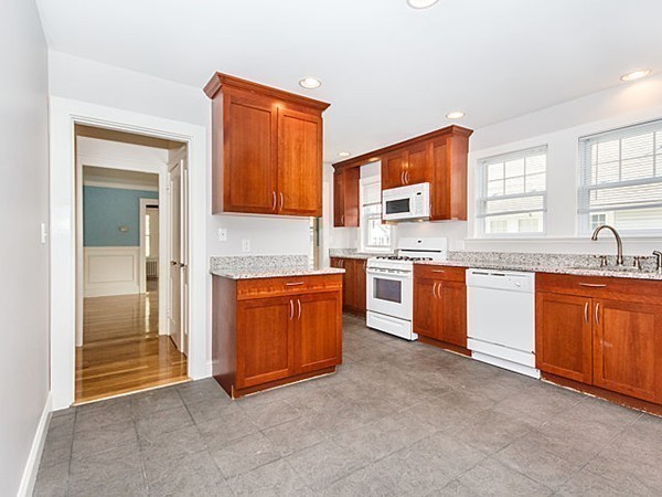 51-53 Foster Road, Unit 51 Belmont, MA 02478 - Photo 8 of 27 Gallery Image 8