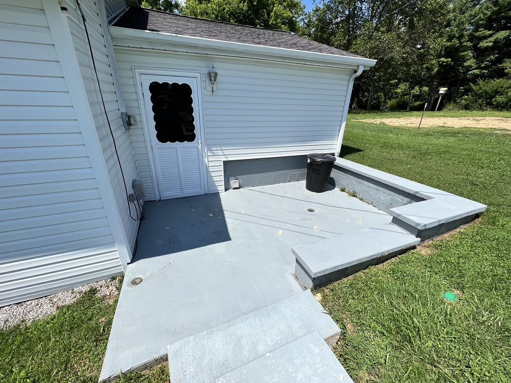 890 Hobbs Hill Road Tracy City, TN 37387 - Photo 15 of 31 a view of a back yard of the house