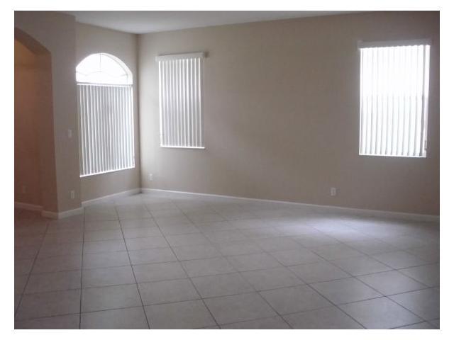 1014 Center Stone Lane Riviera Beach, FL 33404 - Photo 4 of 12 Additional Photo