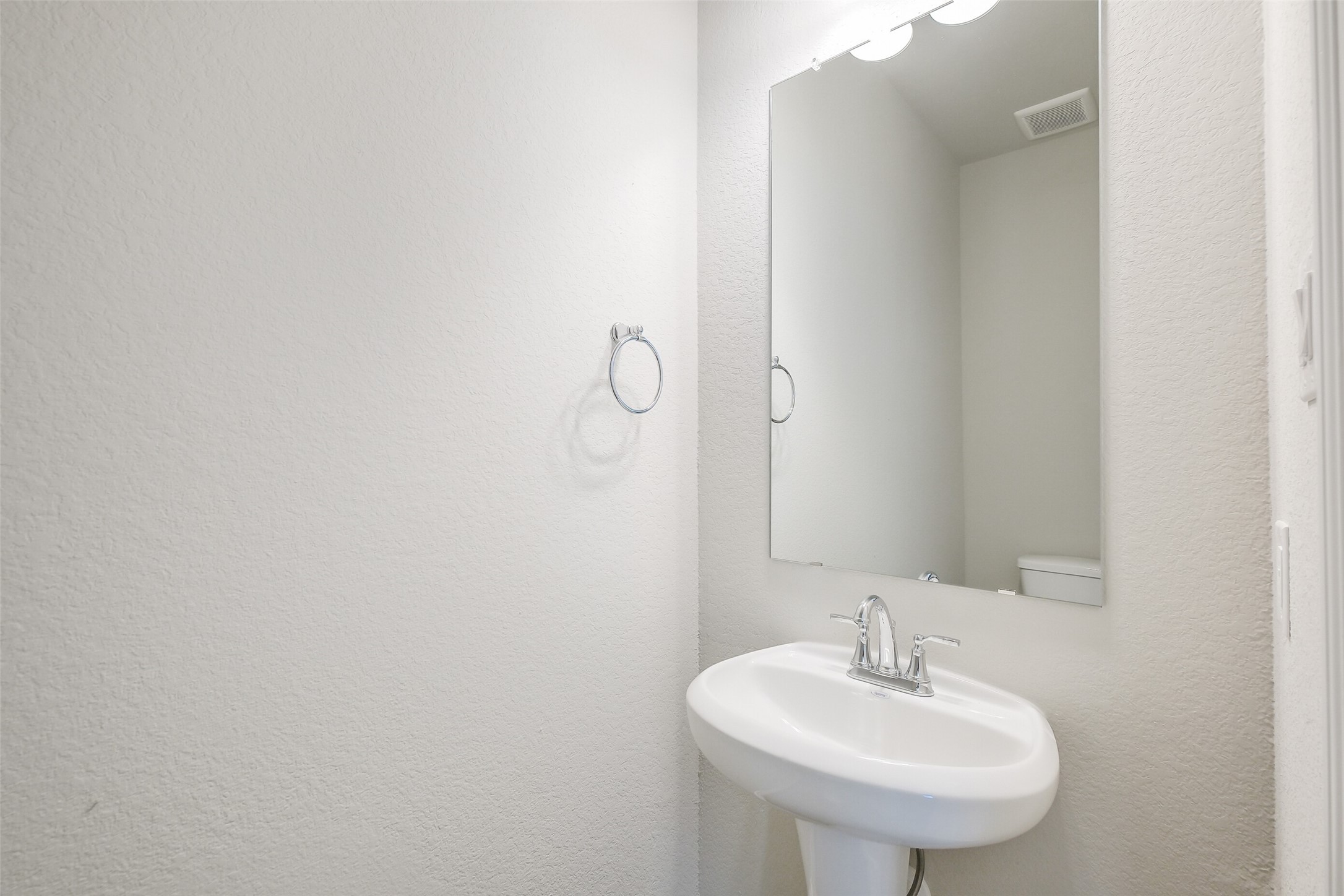 6407 Paris Street Houston, TX 77021 - Photo 16 of 31 a bathroom with a sink and a mirror