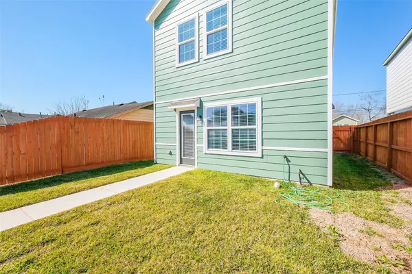 $285,000 | 6407 Paris Street, Houston, TX 77021