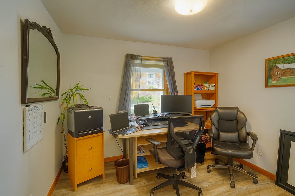 42 Kiley Way Coventry, RI 02816 - Photo 21 of 44