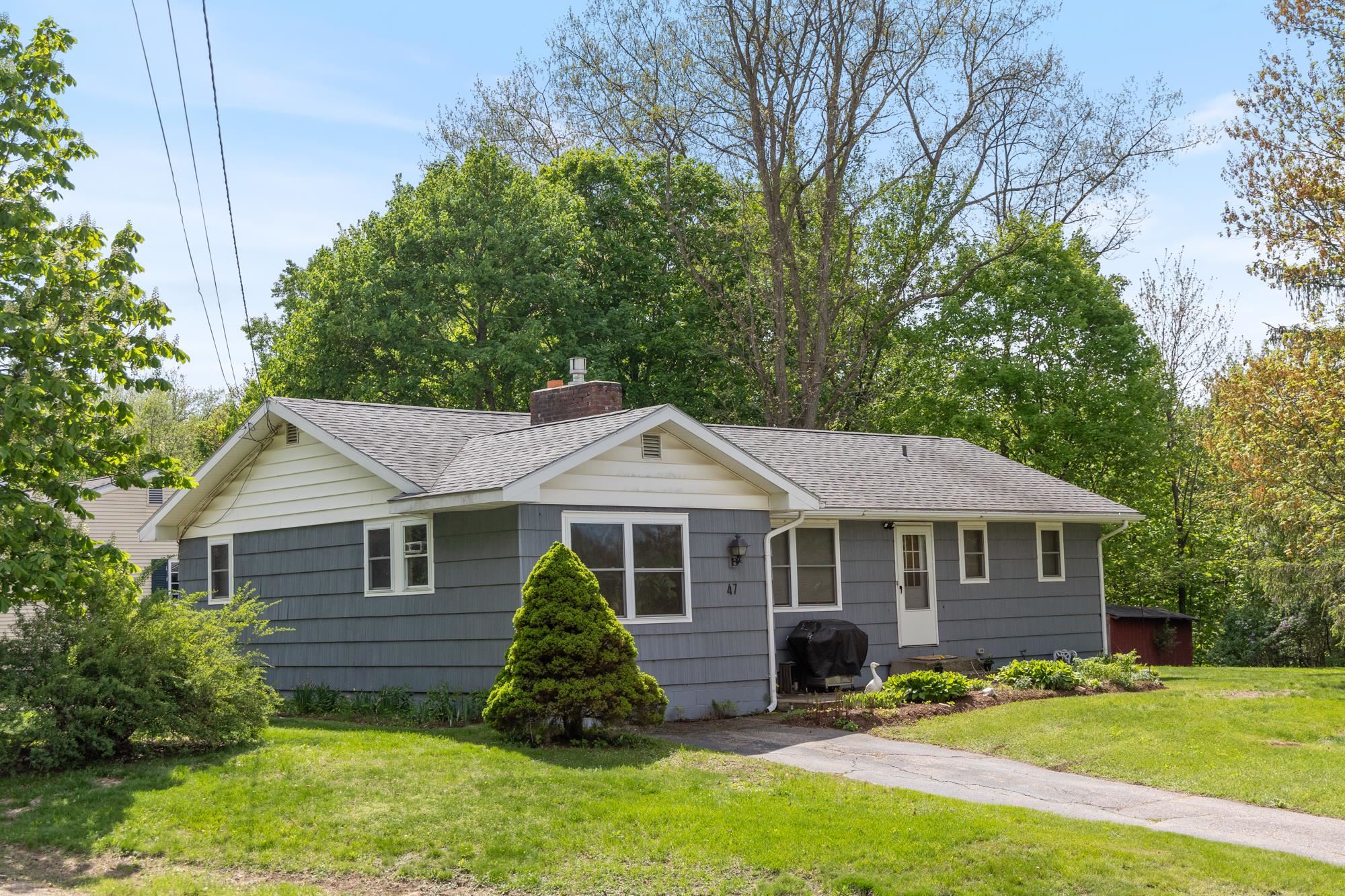 47 Cherry Street Milton, VT 05468 - Photo 2 of 40