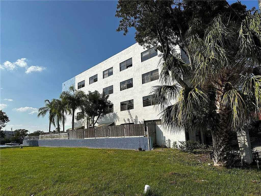 105 South Riverside Drive, Unit 303 Pompano Beach, FL 33062 - Photo 34 of 37 PHOTO-2025-11-07-07-03-10 2