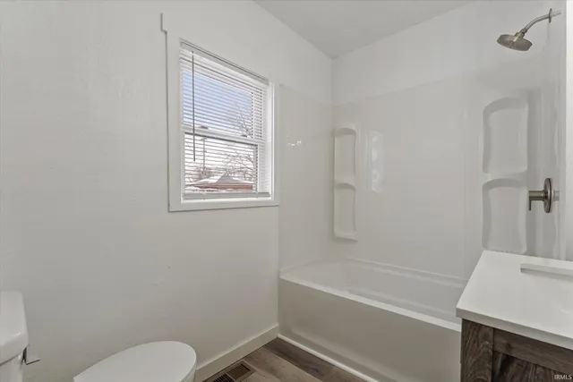 $278,000 | 1701 Prairie Street, Elkhart, IN 46516