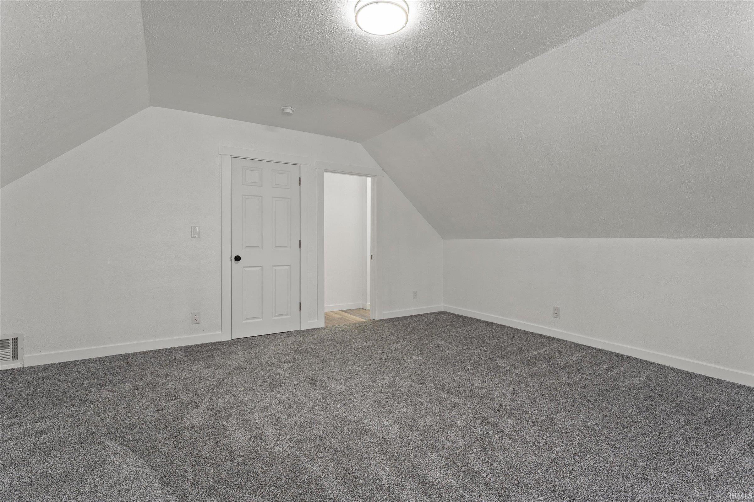 1701 Prairie Street Elkhart, IN 46516 - Photo 27 of 36