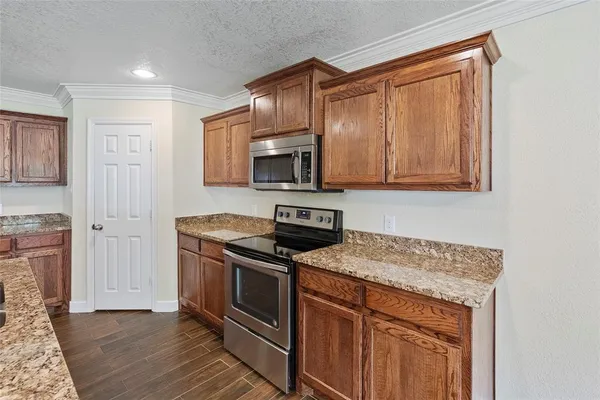 $1,850 | 750 South Valentine Drive, Sherman, TX 75090
