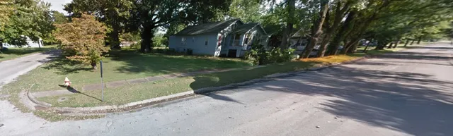 $9,900 | 228 North Reader Street, Mounds, IL 62964