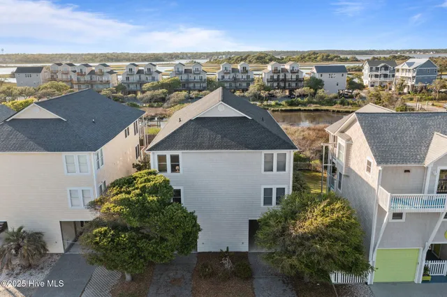 $715,000 | 421 North New River Drive, Surf City, NC 28445