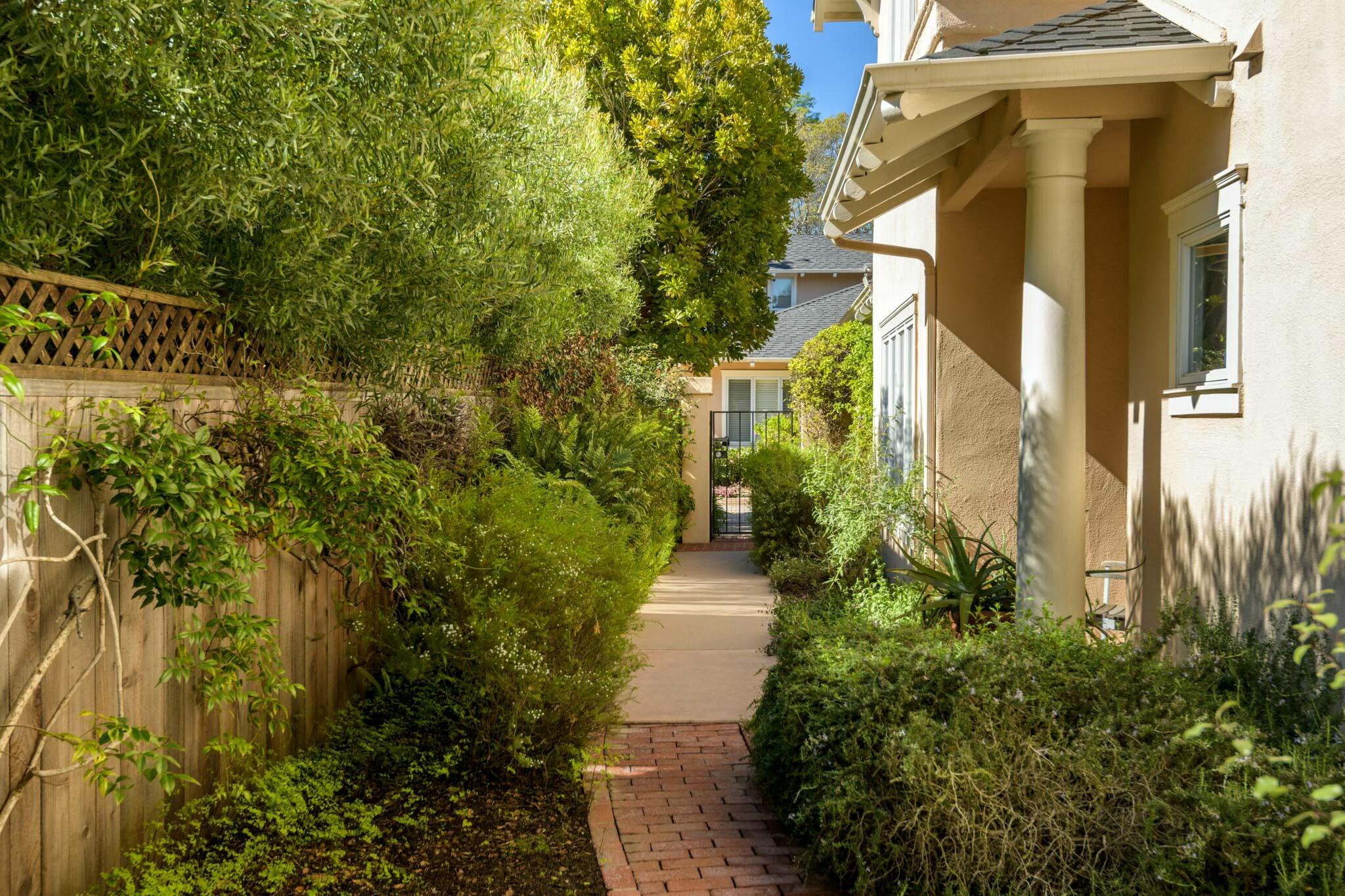 1315 Danielson Road Montecito, CA 93108 - Photo 12 of 15 2