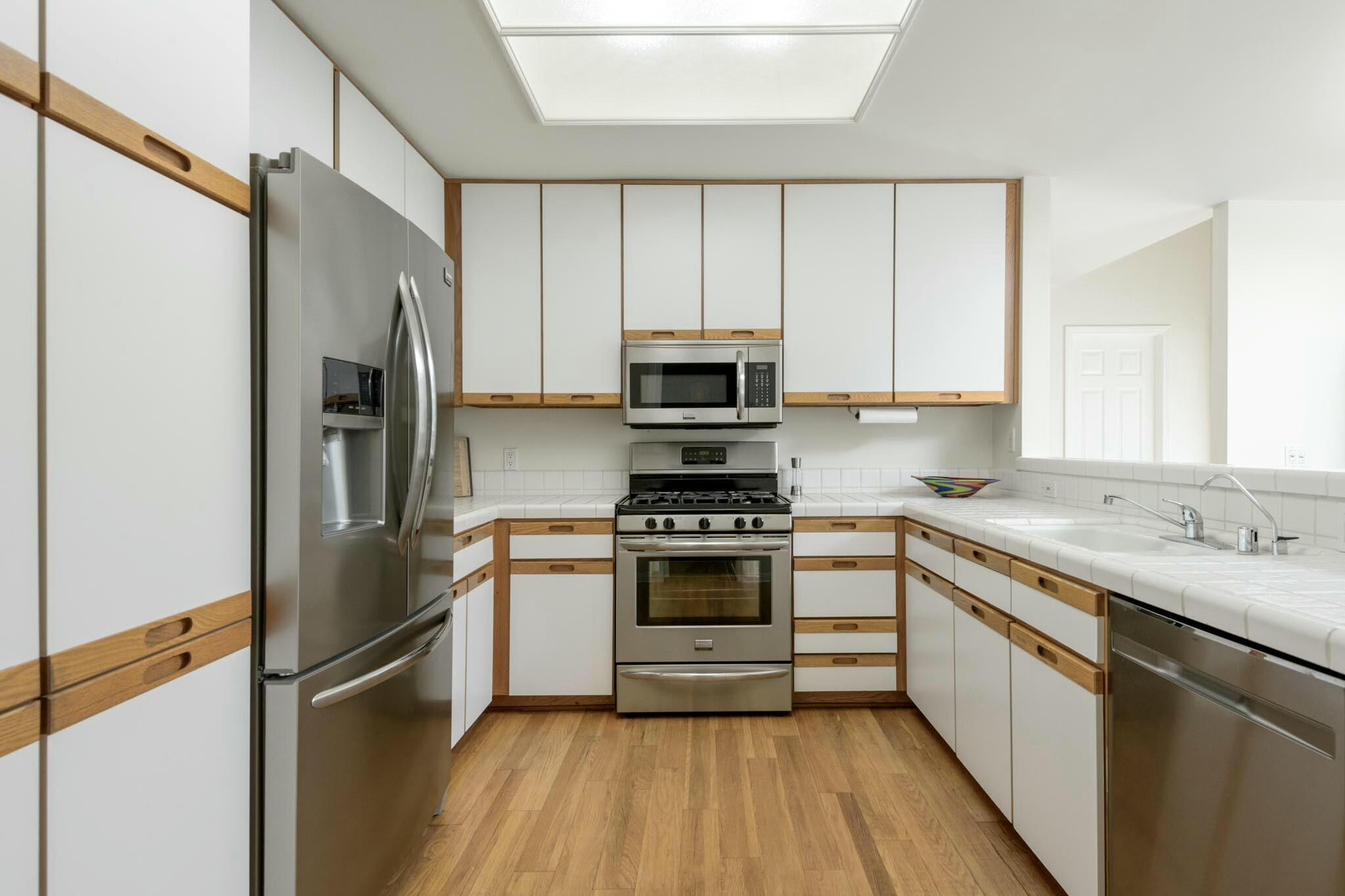 1315 Danielson Road Montecito, CA 93108 - Photo 6 of 15 Kitchen