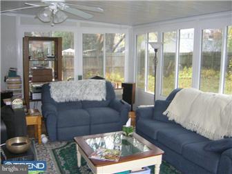202 Kingsport Road Cherry Hill, NJ 08034 - Photo 4 of 12 Sun Room