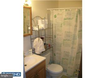 202 Kingsport Road Cherry Hill, NJ 08034 - Photo 7 of 12 Bathroom