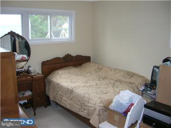 202 Kingsport Road Cherry Hill, NJ 08034 - Photo 9 of 12 Bedroom 2