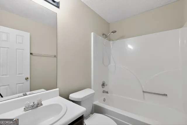 $229,900 | 4121 Ravenwood Court, Union City, GA 30291