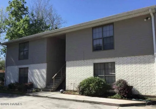 $1,000 | 112 Calypso Lane, Unit C, Lafayette, LA 70508