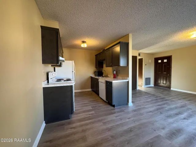 $1,000 | 112 Calypso Lane, Unit C, Lafayette, LA 70508