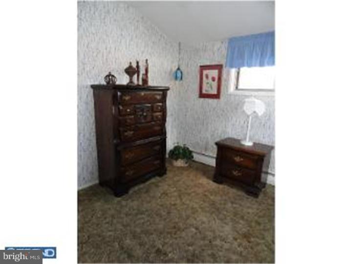 2844 Nestling Road Philadelphia, PA 19154 - Photo 16 of 21 Bedroom 3