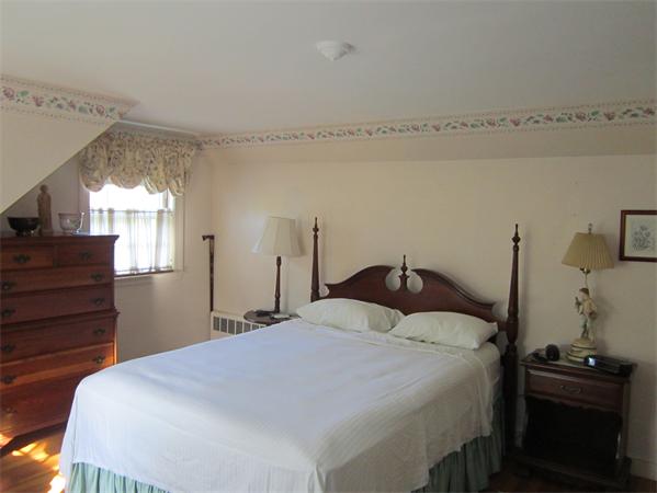 7 Hillcrest Road Marblehead, MA 01945 - Photo 10 of 15 a bedroom with a bed and a dresser