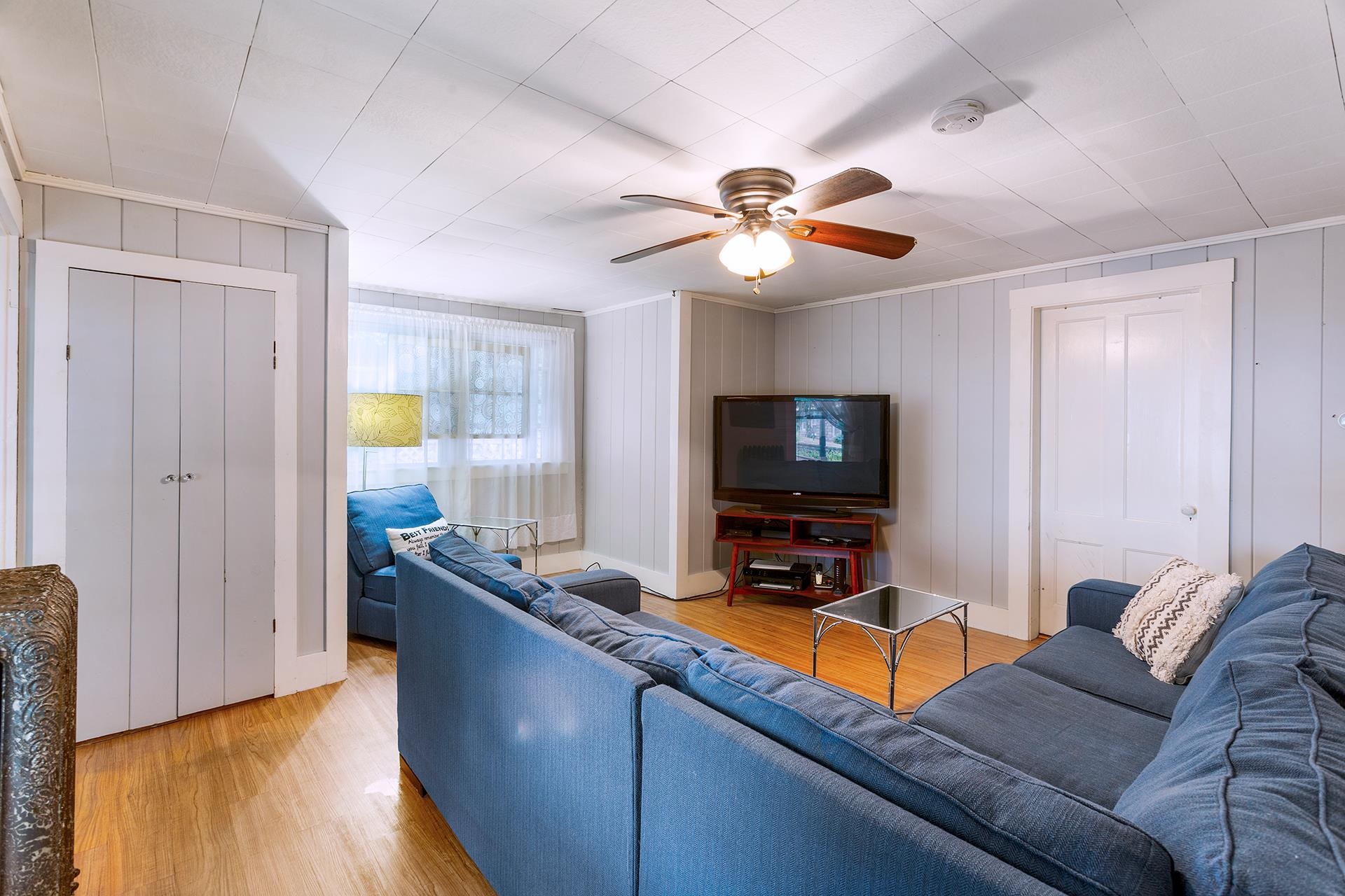 15 Franklin Street Derry, NH 03038 - Photo 13 of 40