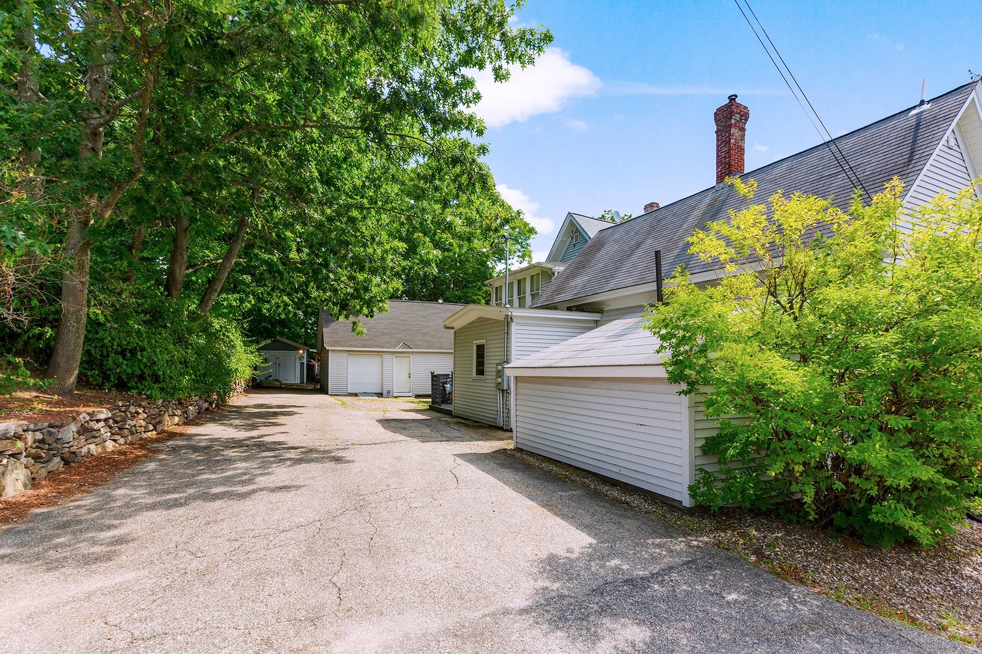 15 Franklin Street Derry, NH 03038 - Photo 5 of 40