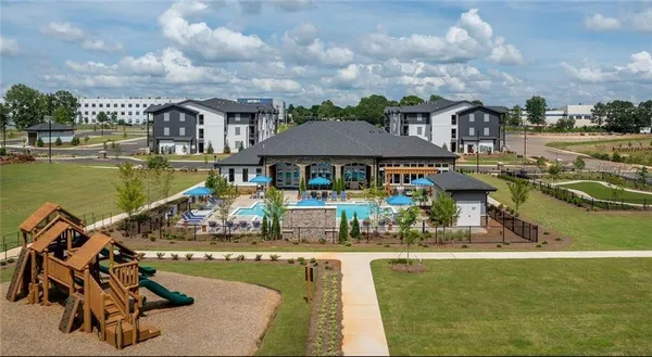 $1,668 | 100 Oakbrook Drive, Unit A1B, McDonough, GA 30253