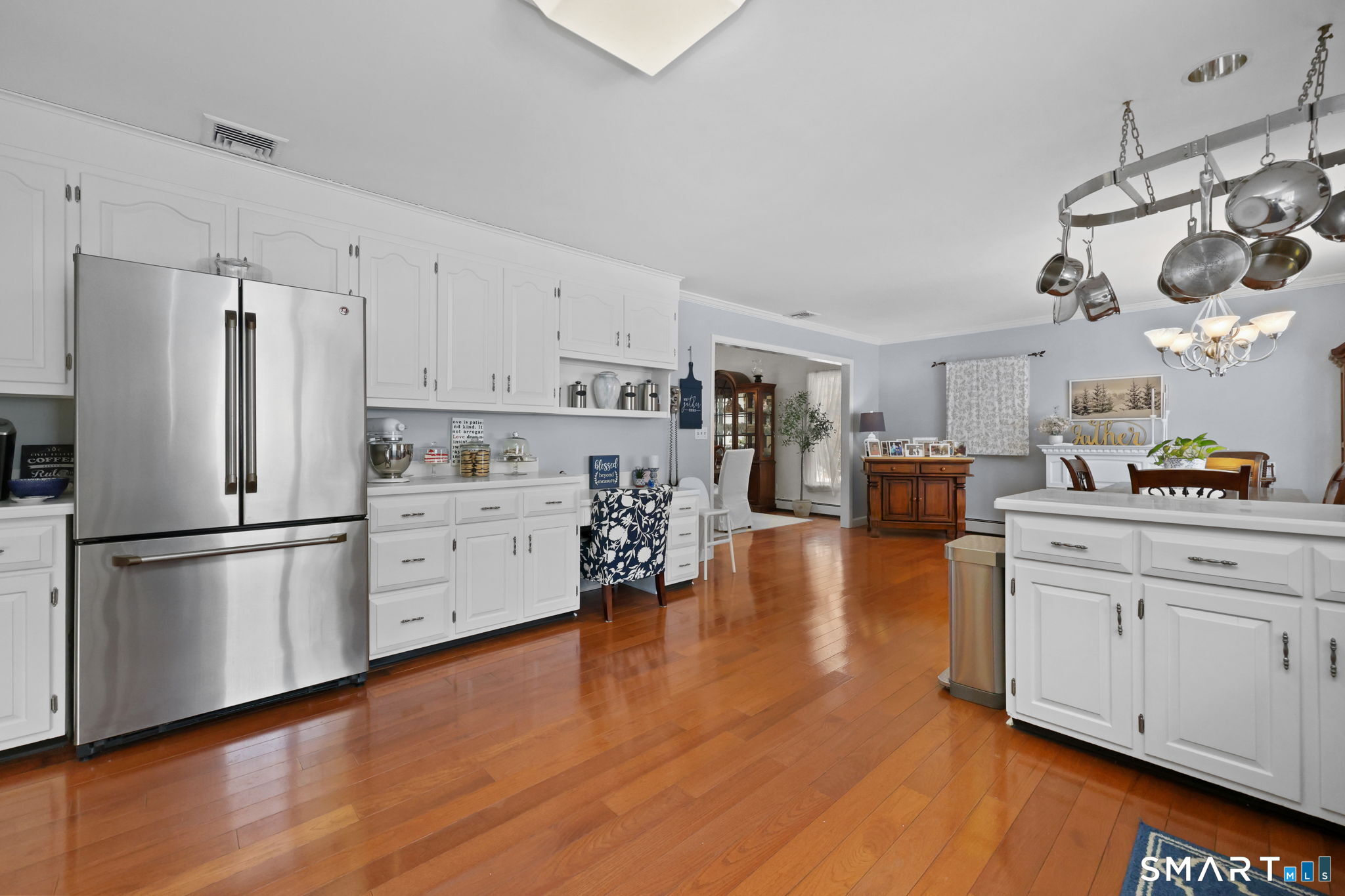 15 Glenarden Road Trumbull, CT 06611 - Photo 11 of 39