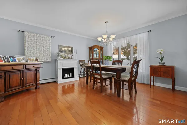 $795,000 | 15 Glenarden Road, Trumbull, CT 06611