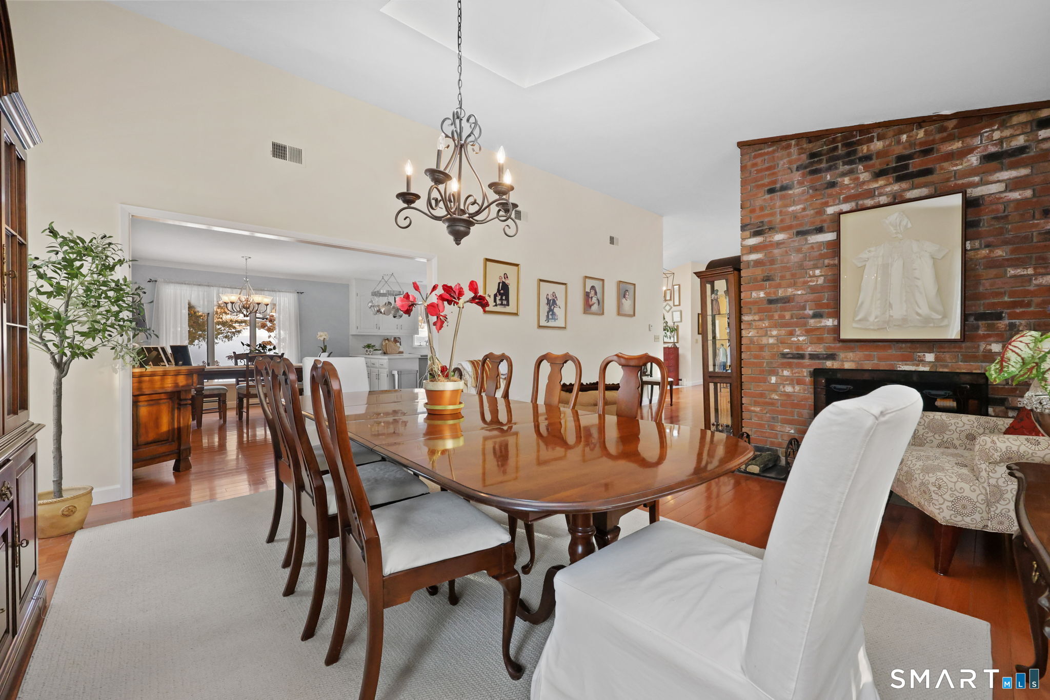 15 Glenarden Road Trumbull, CT 06611 - Photo 15 of 39