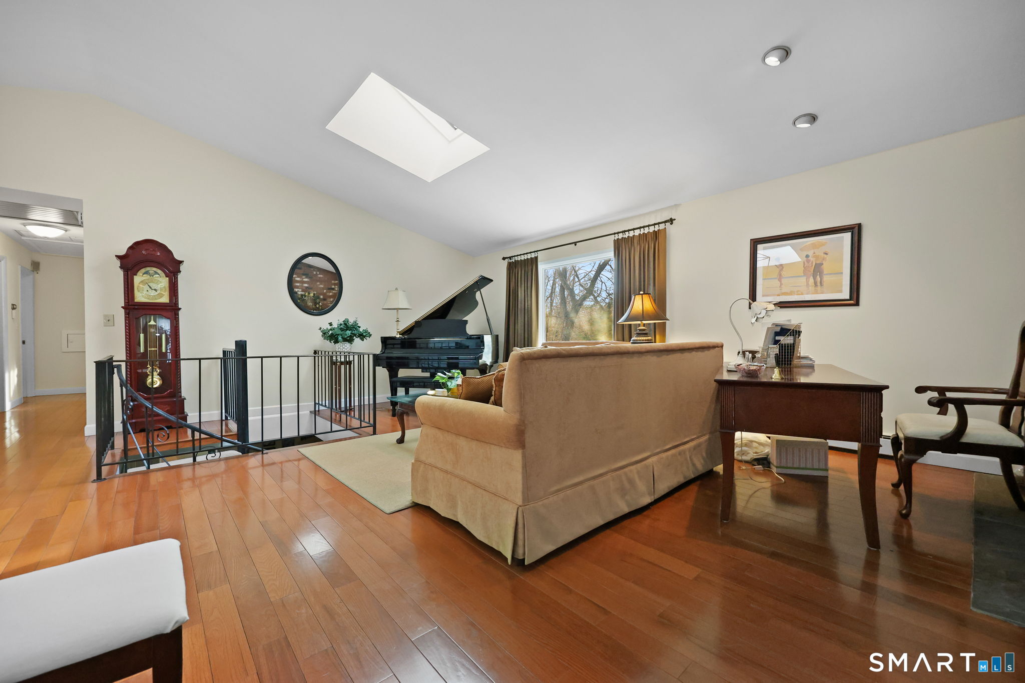 15 Glenarden Road Trumbull, CT 06611 - Photo 16 of 37