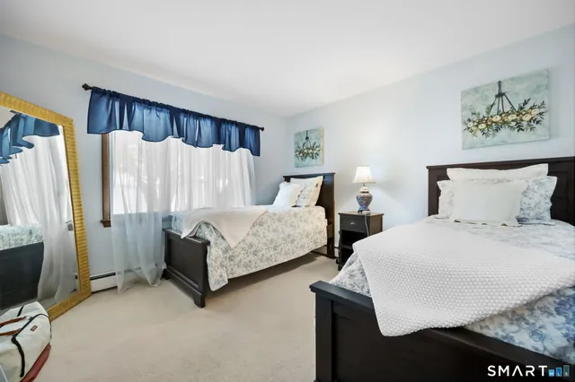 $800,000 | 15 Glenarden Road, Trumbull, CT 06611