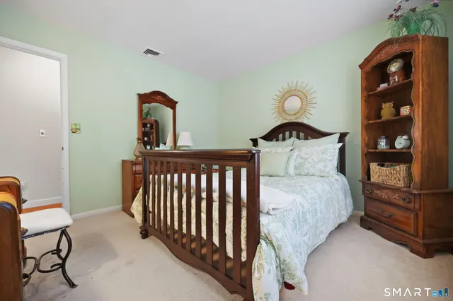 $800,000 | 15 Glenarden Road, Trumbull, CT 06611