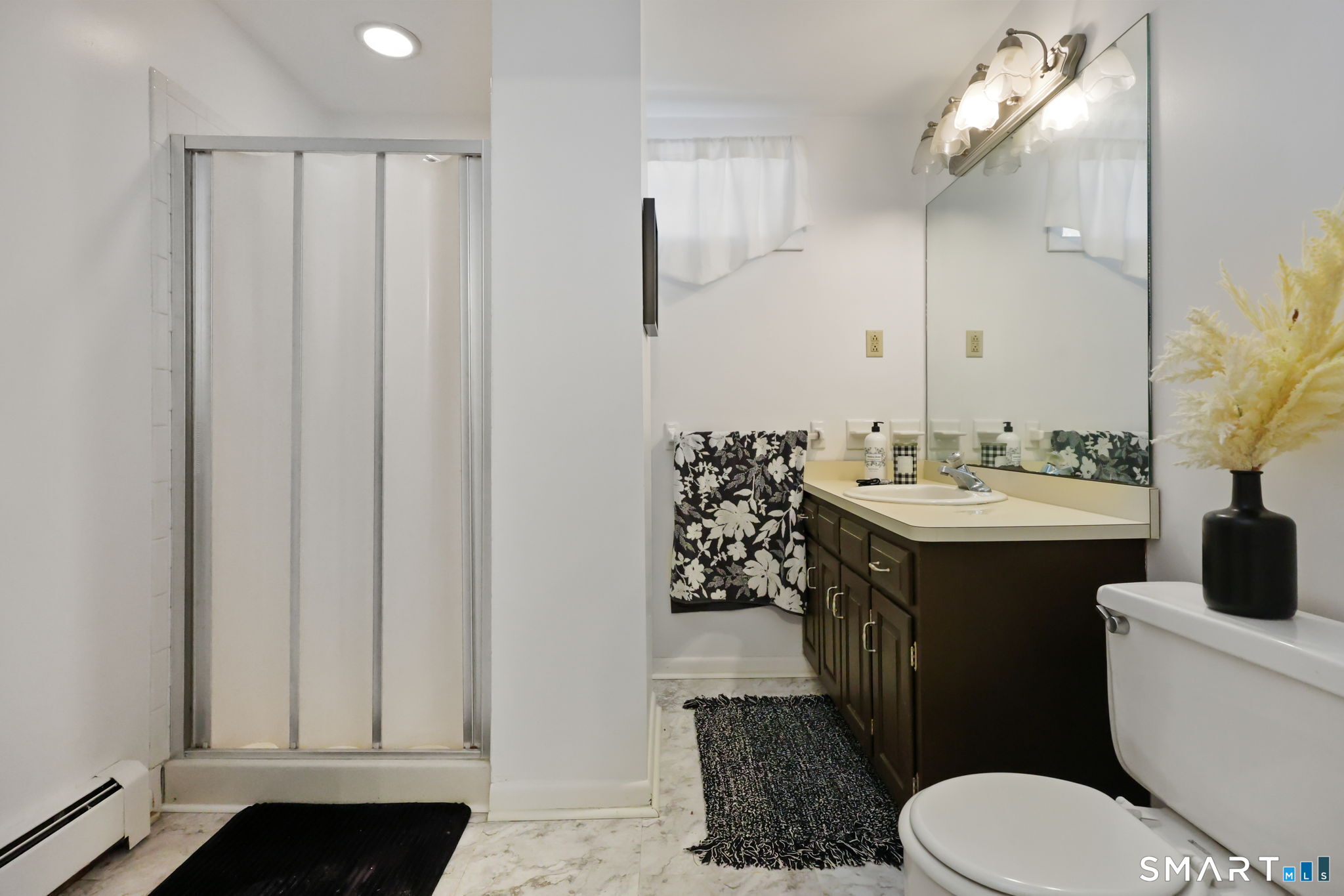 15 Glenarden Road Trumbull, CT 06611 - Photo 33 of 37