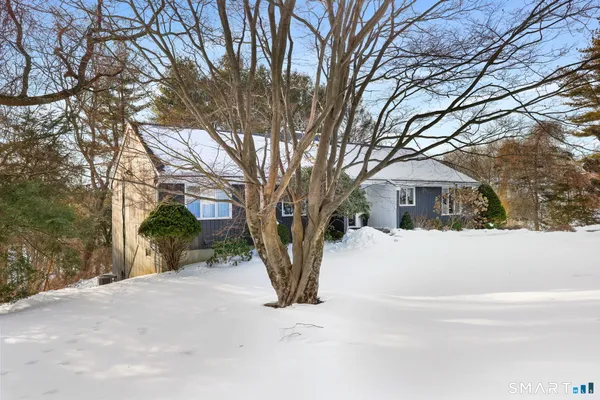 $795,000 | 15 Glenarden Road, Trumbull, CT 06611